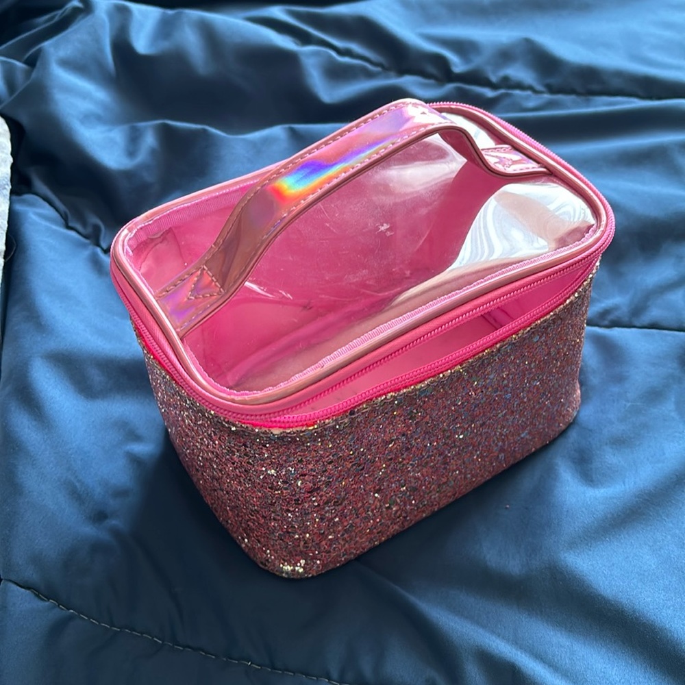 Makeup organizer